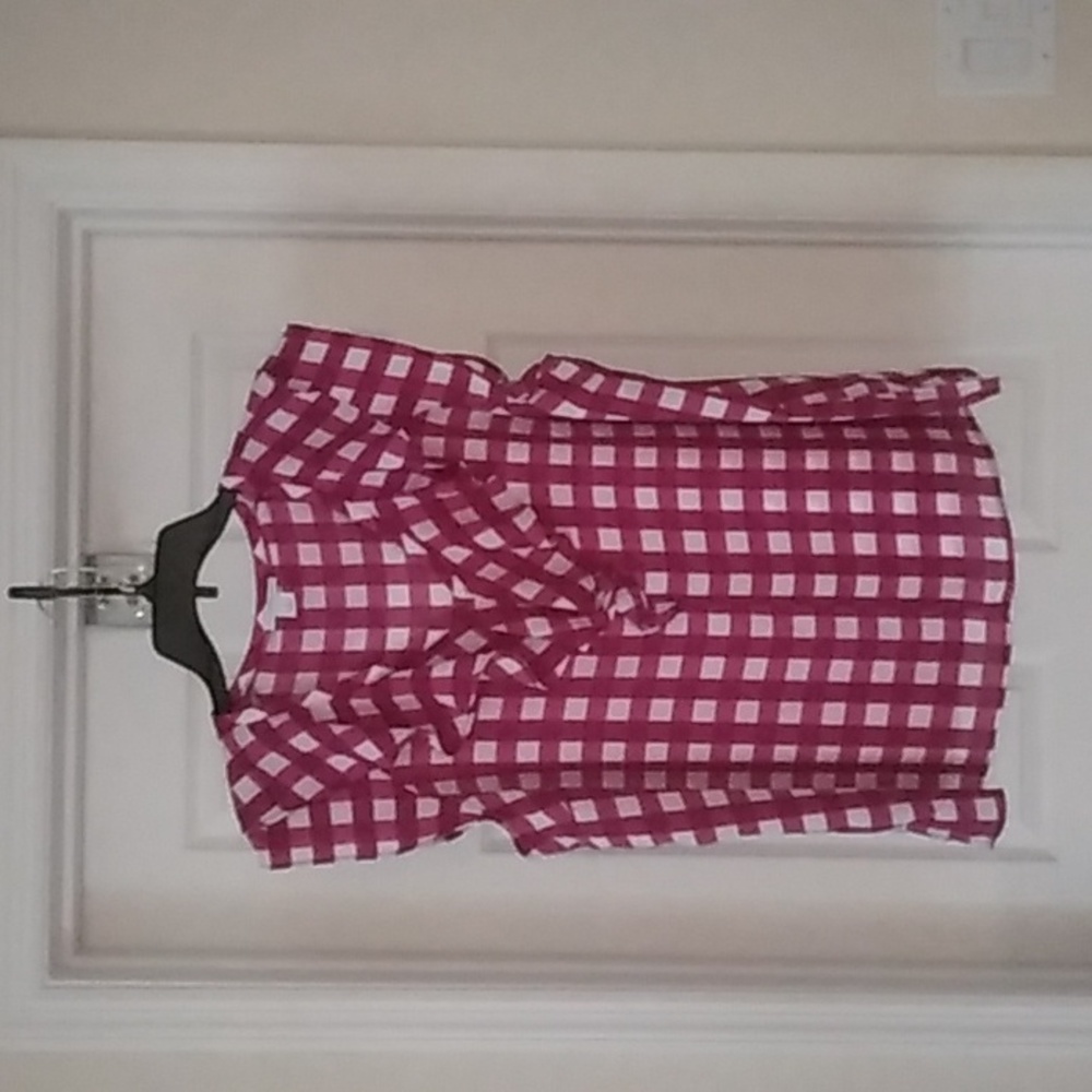 Liz claibourne sleeveless top L